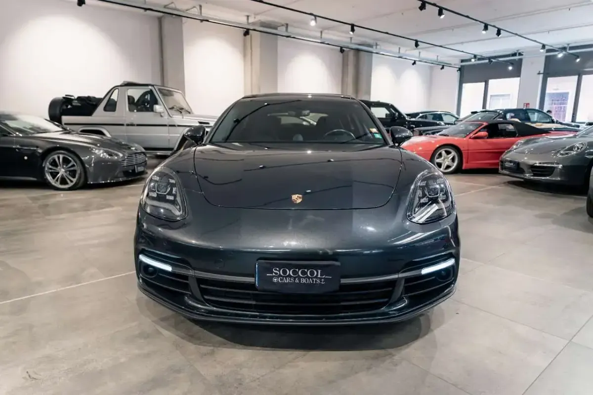Usata Porsche Panamera 4 E-Hybrid Sport Turismo Sport Turismo 330 CV (242 kW) 2018 Antracite Station wagon