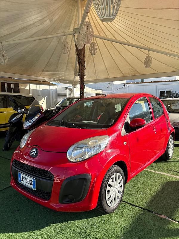 Usata Citroën C1 68 CV (50 kW) 2013 Rosso Utilitaria