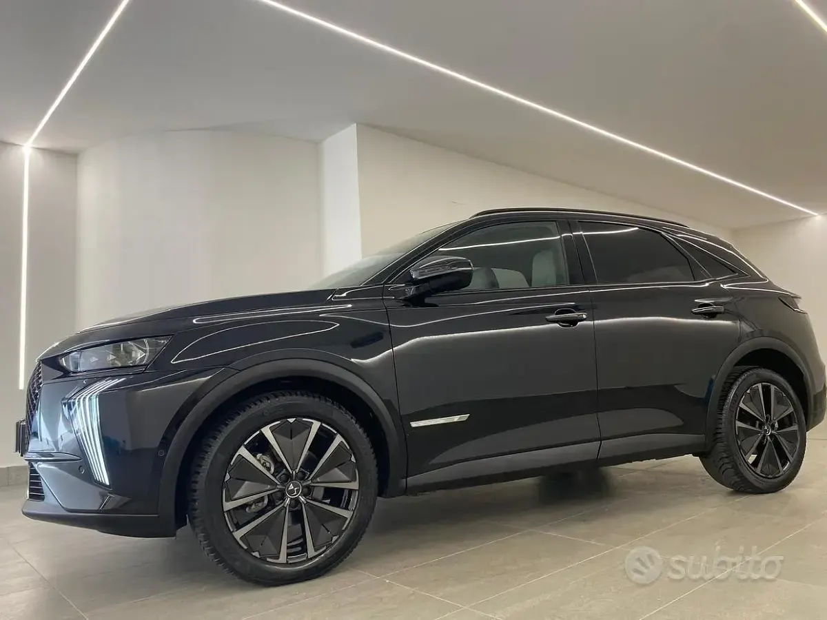 Usata DS Automobiles DS7 Crossback 131 CV (96 kW) 2024 Nero SUV
