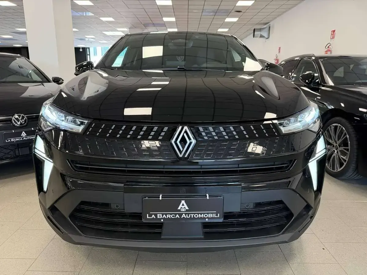 Usata Renault Captur Techno 101 CV (74 kW) 2025 Nero SUV