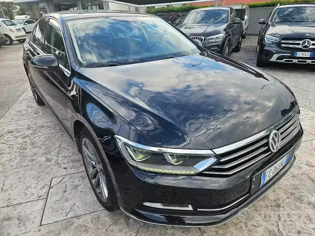Usata VW Passat 150 CV (110 kW) 2016 Grigio Berlina