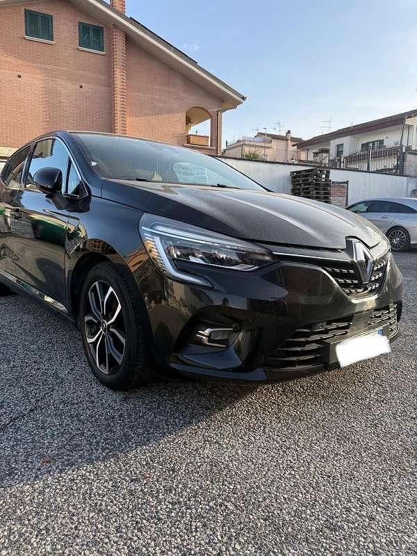 Usata Renault Clio V Intens 101 CV (74 kW) 2019 Nero Berlina