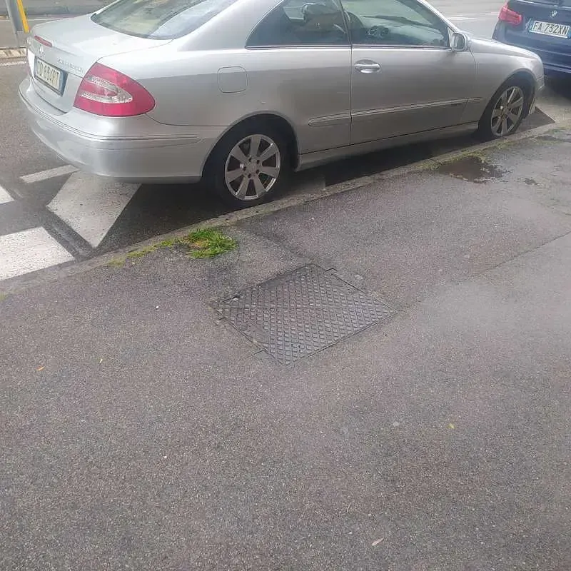 Usata Mercedes CLK200 Avantgarde 163 CV (119 kW) 2003 Argento Coupé