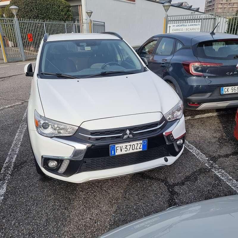 Usata Mitsubishi ASX 114 CV (83 kW) 2019 Bianco SUV