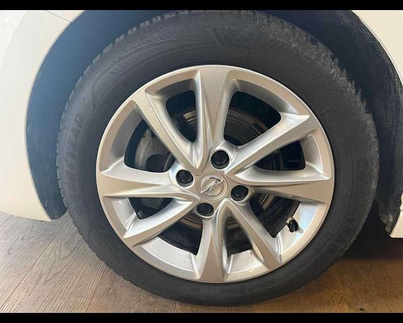 Usata Opel Corsa Elegance 101 CV (74 kW) 2024 Other Berlina