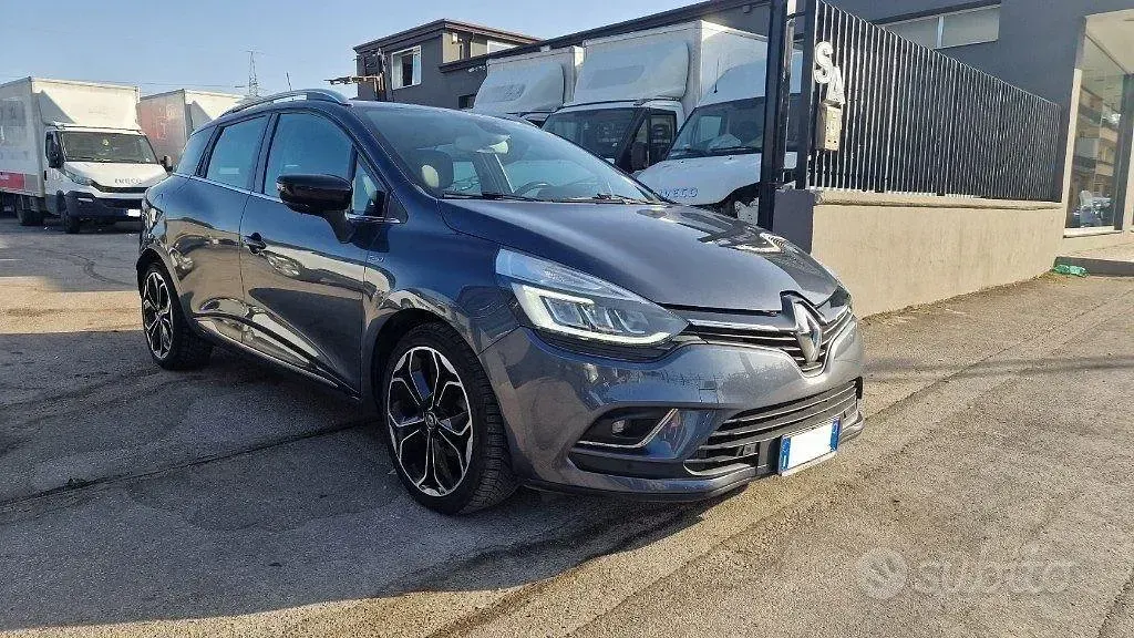 Usata Renault Clio 90 CV (66 kW) 2018 Grigio Station wagon