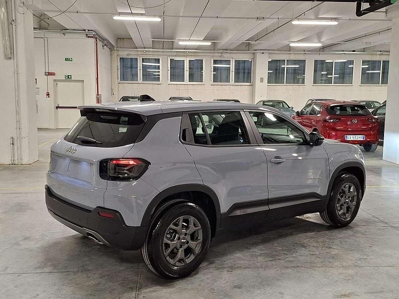 Novo Jeep Avenger Longitude 101 HP (74 kW) 2025 Storm pastello (785) SUV