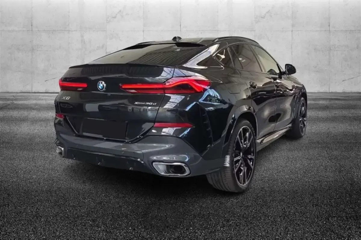 Usata BMW X6 M Sport 298 CV (219 kW) 2025 Nero SUV