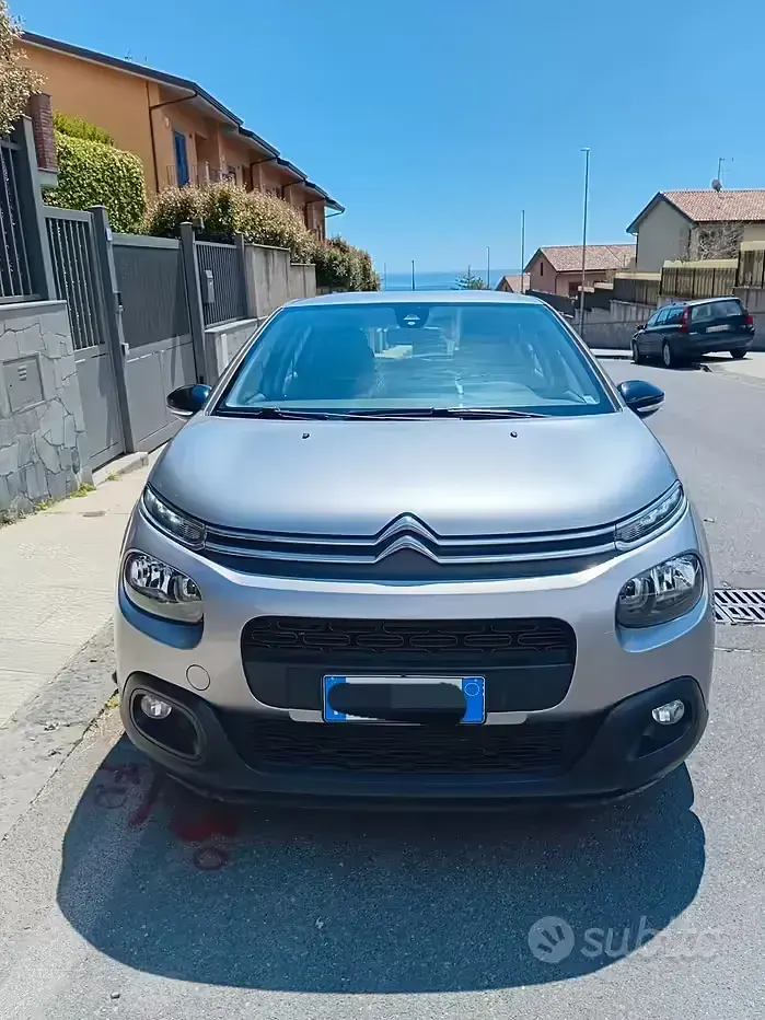 Gebraucht Citroën C3 PureTech 82 PS (60 kW) 2018 Grau Kleinwagen