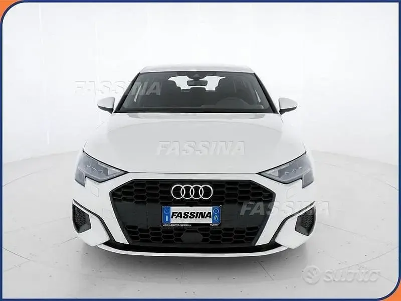 Usata Audi A3 150 CV (110 kW) 2023 Bianco Berlina