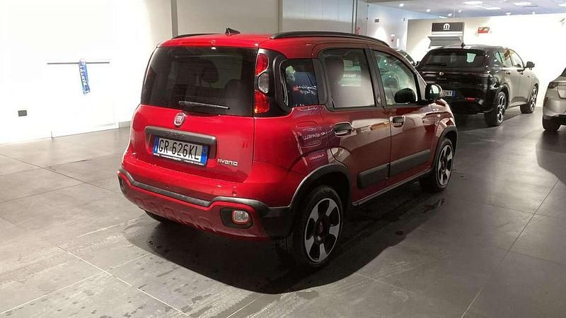 Begagnad Fiat Panda Red 69 HK (50 kW) 2023 Röd Halvkombi