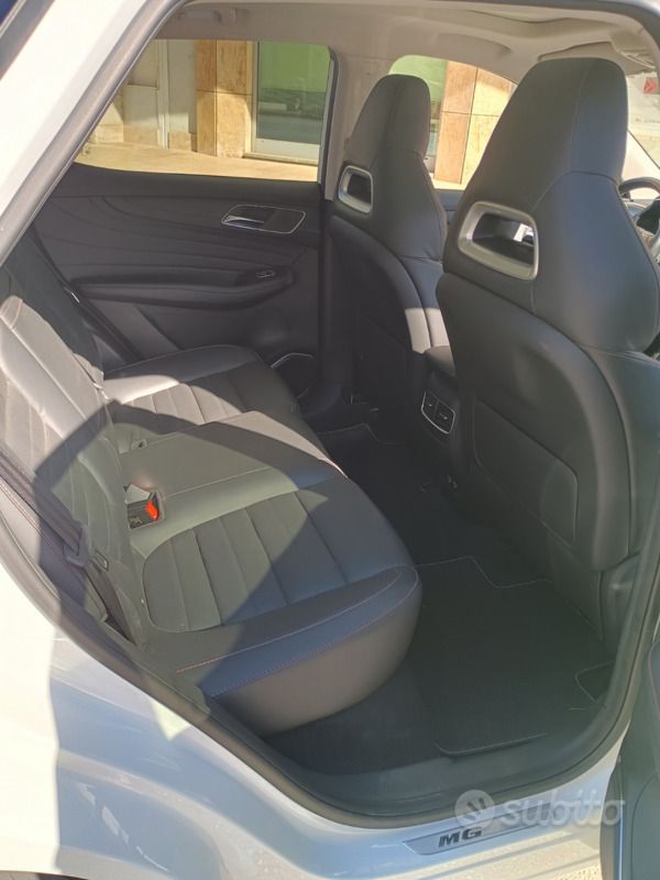 Usata MG HS 162 CV (119 kW) 2023 Bianco SUV