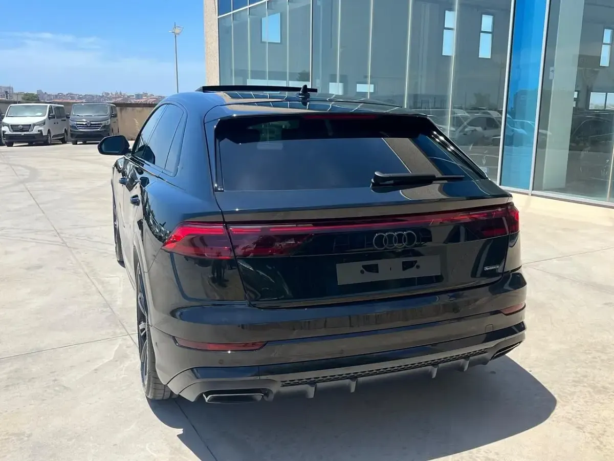Nuova Audi Q8 S-Line 285 CV (209 kW) 2026 Nero SUV