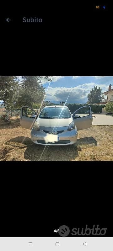 Usata Toyota Aygo Sol 54 CV (39 kW) 2006 Grigio Utilitaria