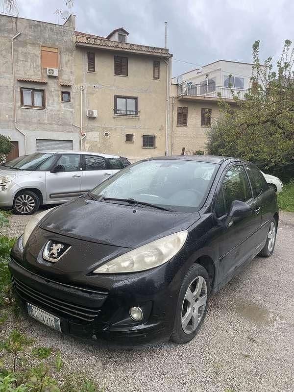 Usata Peugeot 207 111 CV (81 kW) 2010 Berlina