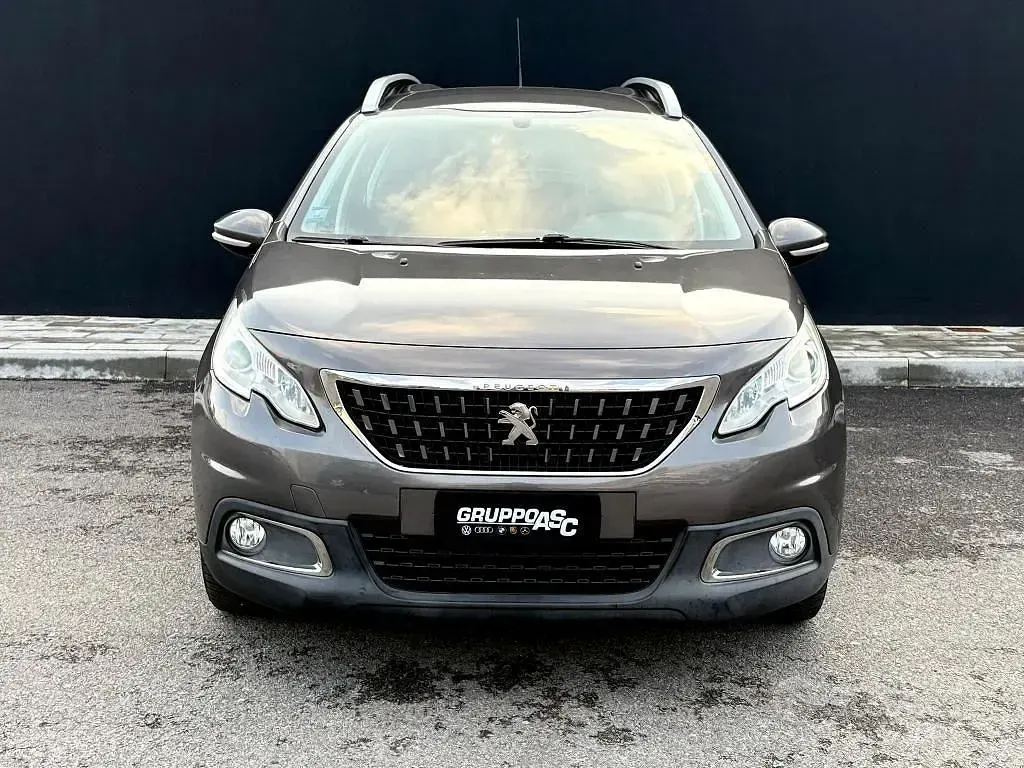 Usata Peugeot 2008 Allure 100 CV (73 kW) 2016 Other SUV