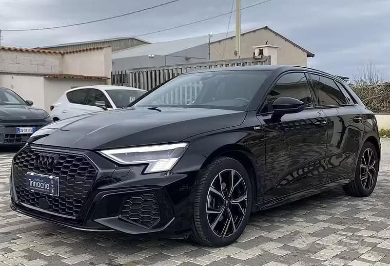 Usata Audi A3 S-Line 150 CV (110 kW) 2022 Berlina