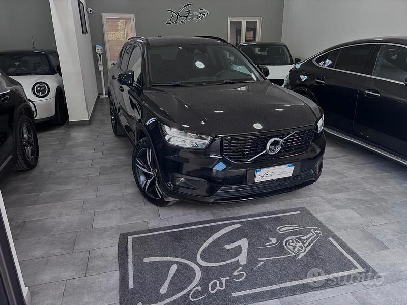 Usata Volvo XC40 R-Design 190 CV (139 kW) 2021 Nero SUV