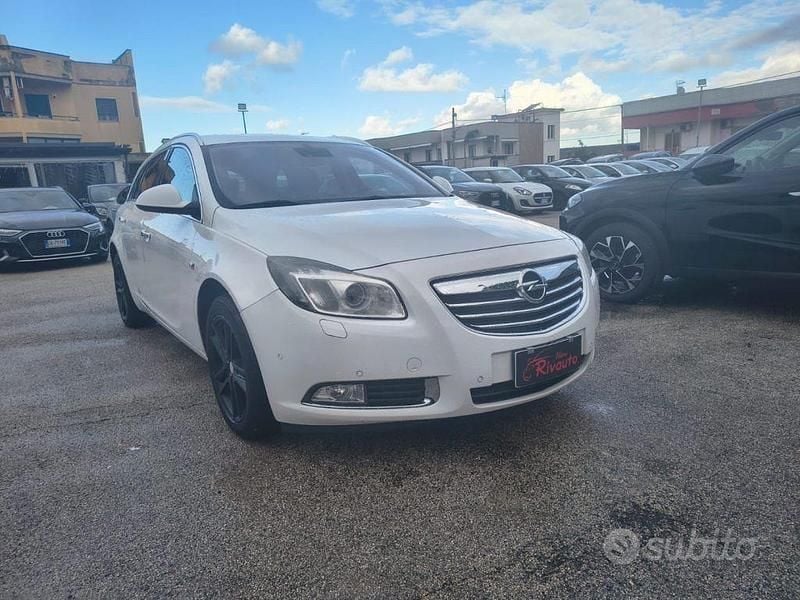 Usata Opel Insignia 160 CV (117 kW) 2012 Bianco Berlina