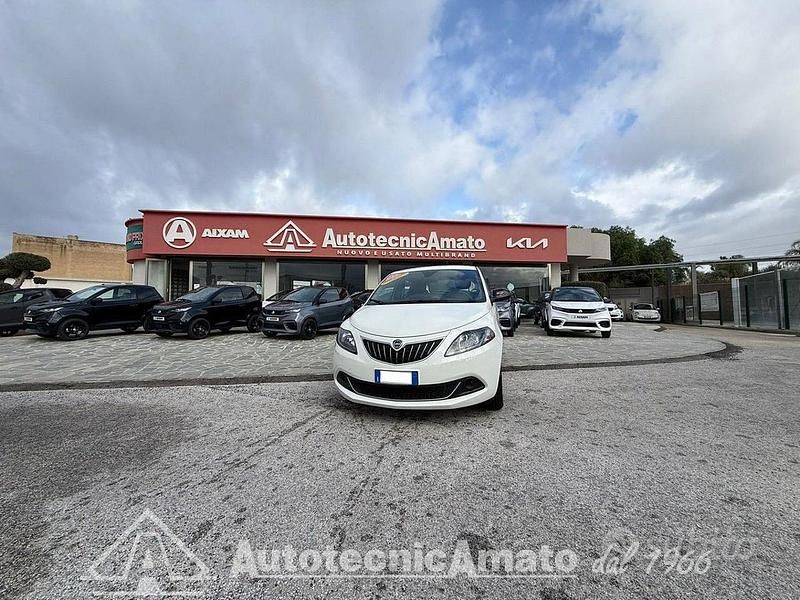 Bianco Usata 2022 Lancia Ypsilon S Due volumi | 11.990 € (Buon prezzo) - Immagine 1/4