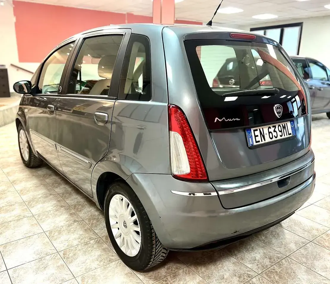 Usata Lancia Musa 77 CV (56 kW) 2012 Other Monovolume