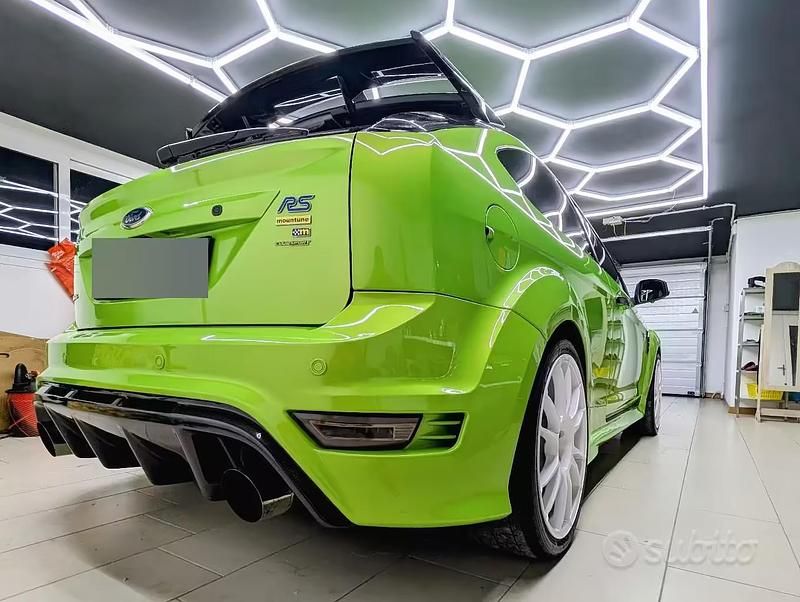 Usata Ford Focus Ultimate 305 CV (224 kW) 2009 Verde Berlina