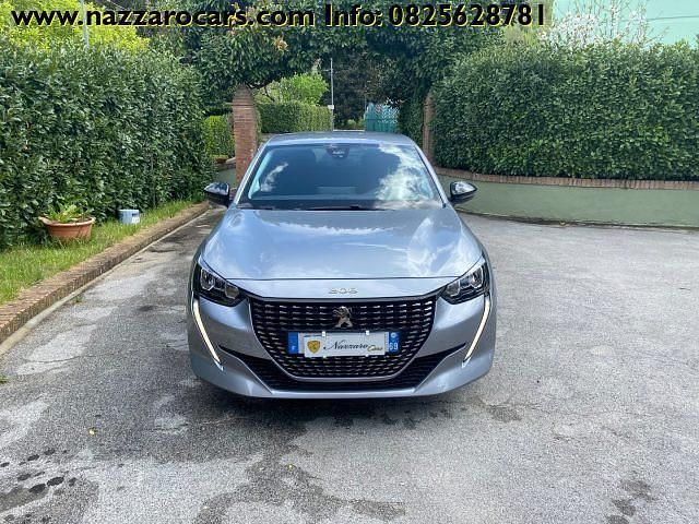 Usata Peugeot 208 Style 75 CV (55 kW) 2023 Grigio metallizzato Utilitaria