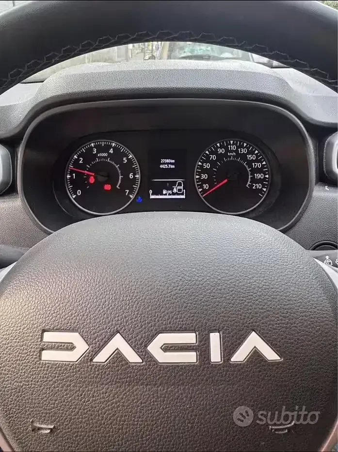 Usata Dacia Duster 101 CV (74 kW) 2024 Grigio SUV