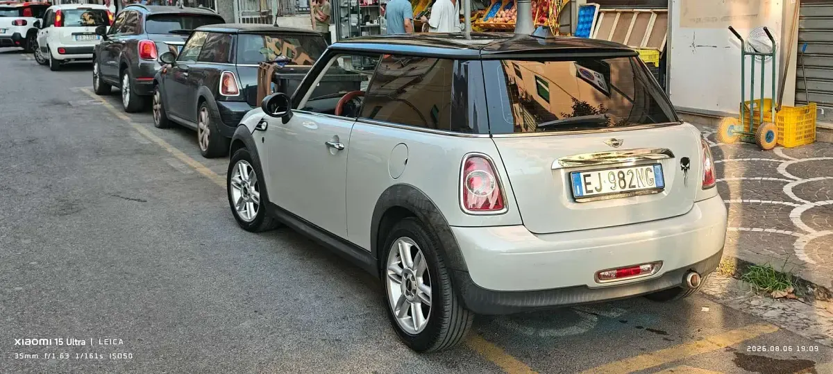 Usata Mini Cooper D 116 CV (85 kW) 2011 Argento Utilitaria