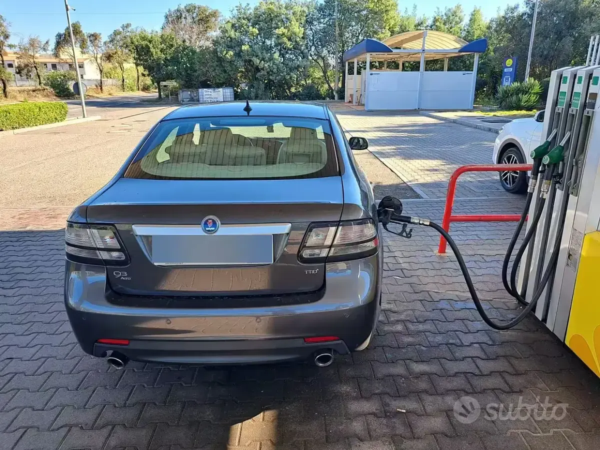 Usata Saab 9-3 Aero 180 CV (132 kW) 2011 Grigio Berlina