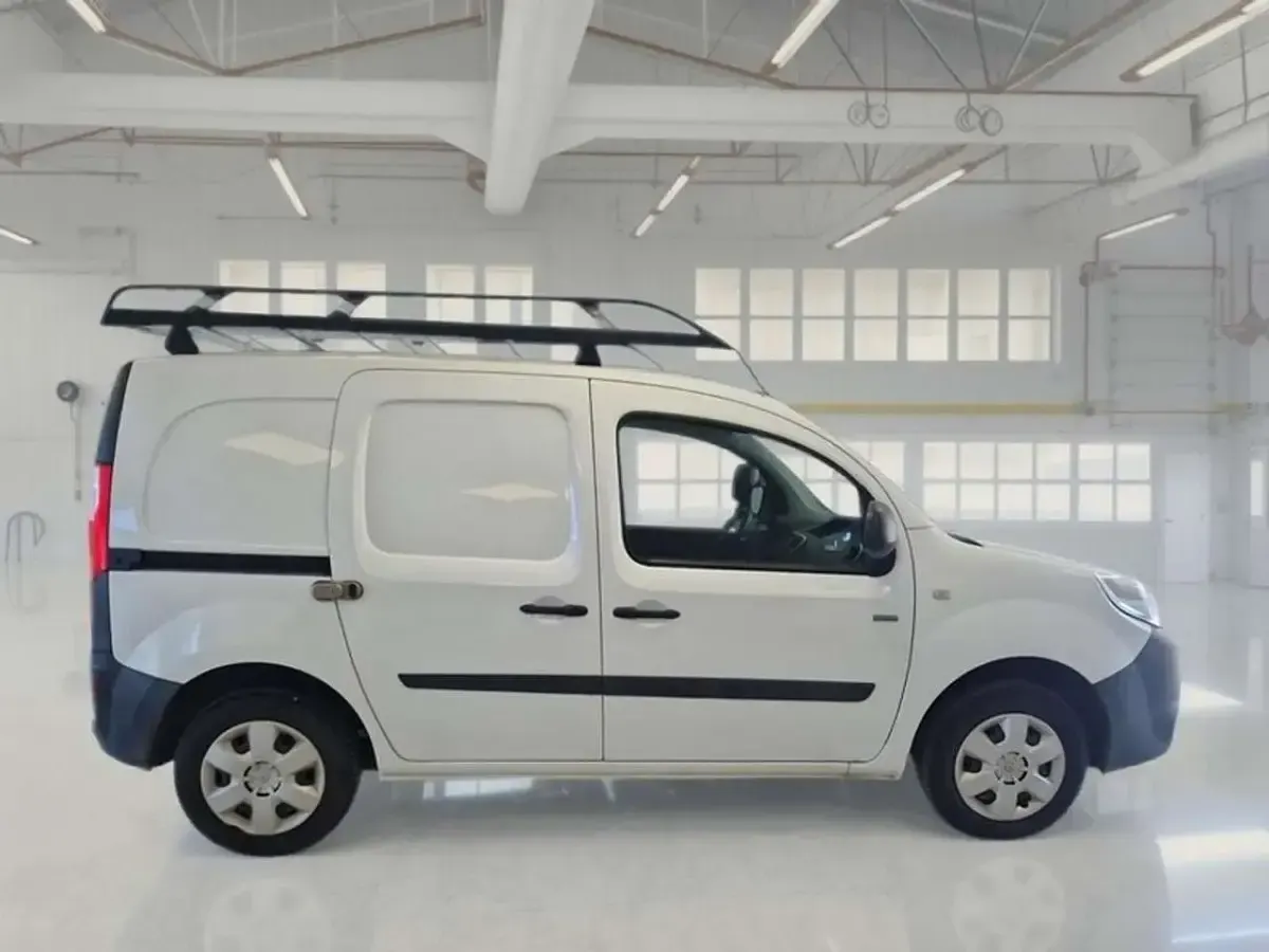 Usata Renault Kangoo 44 kW (60 CV) 2021 Bianco Monovolume