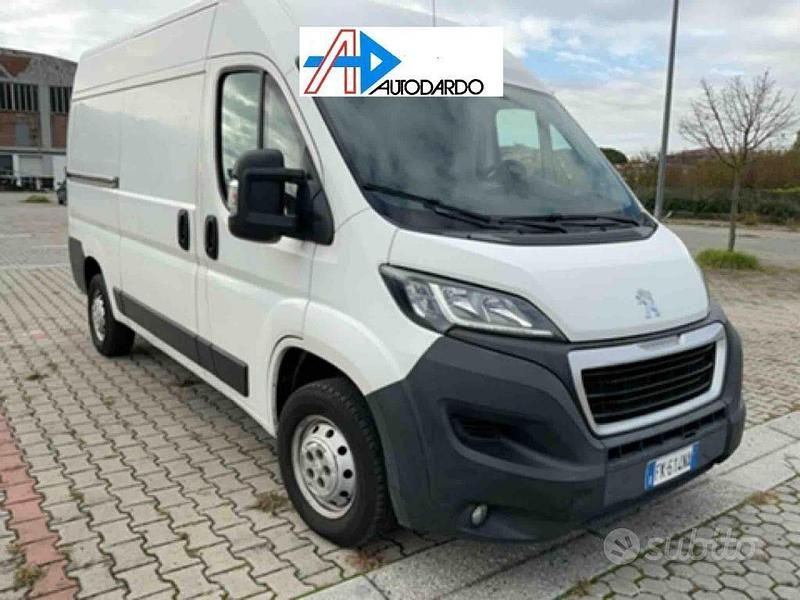 Gebraucht Peugeot Boxer 130 PS (95 kW) 2019 Weiß Van