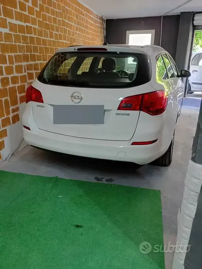 Brugt Opel Astra 95 HK (69 kW) 2011 Hvid Stationcar