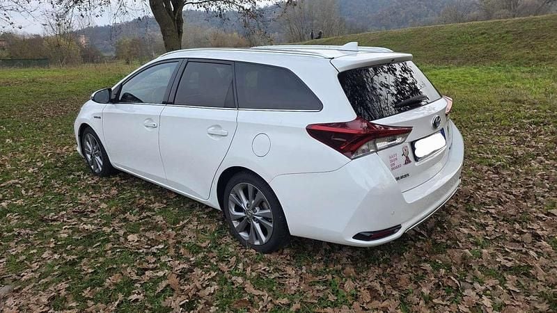 Usata Toyota Auris Touring Sports Active 99 CV (72 kW) 2017 Station wagon