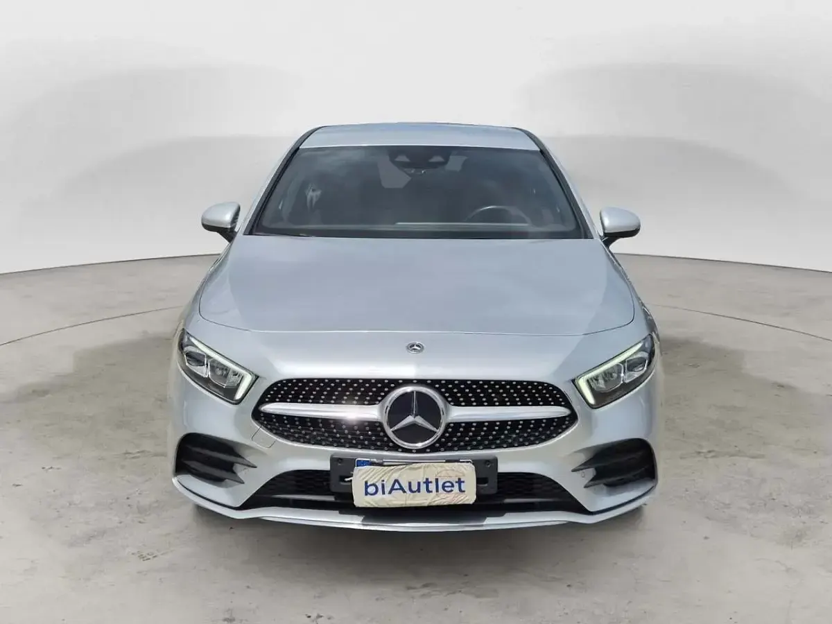 Usata Mercedes A250 Premium 160 CV (117 kW) 2021 Argento Berlina
