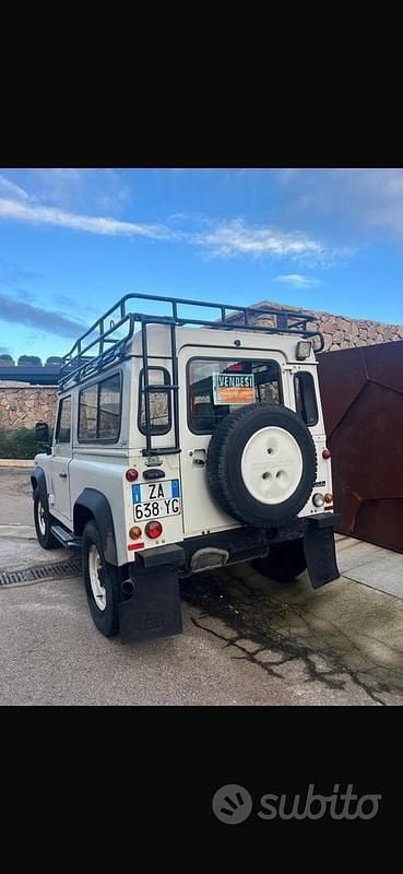 Usata Land Rover Defender 122 CV (89 kW) 2006 Bianco Station wagon