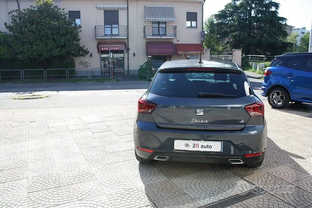 Usata Seat Ibiza FR 95 CV (69 kW) 2025 Grigio Utilitaria