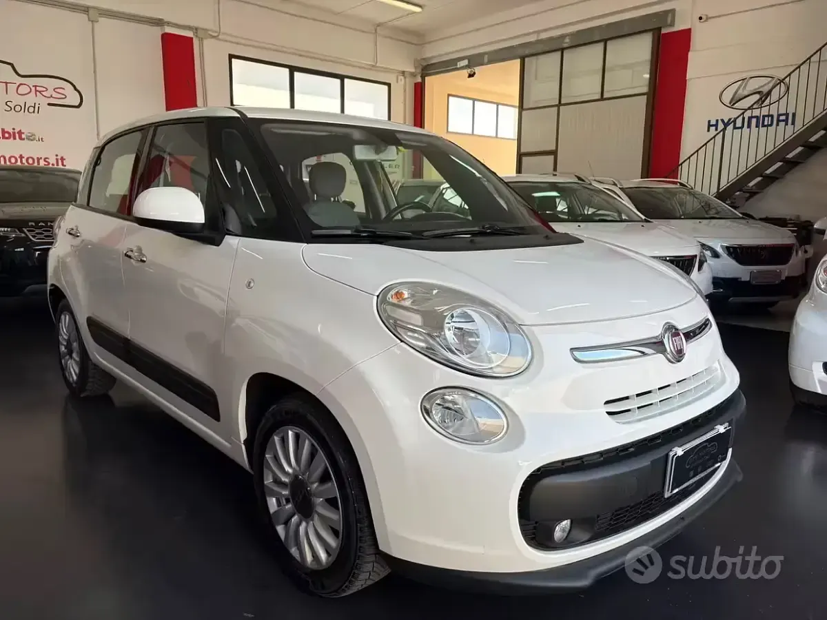 Usata Fiat 500L Lounge 95 CV (69 kW) 2017 Bianco Monovolume