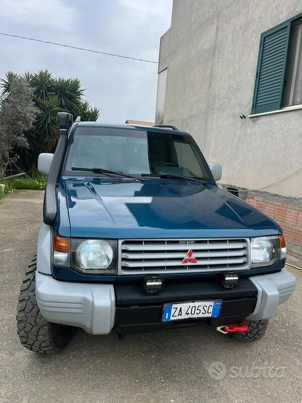 Usata Mitsubishi Pajero 1991 Blu SUV