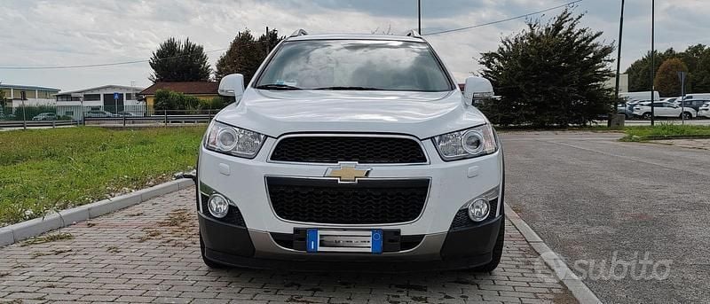 Usata Chevrolet Captiva LTZ 184 CV (135 kW) 2012 Bianco SUV