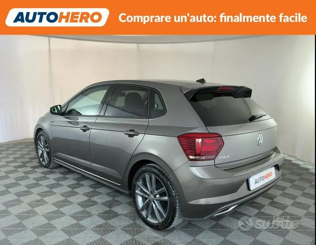 Usata VW Polo 95 CV (69 kW) 2019 Grigio Utilitaria