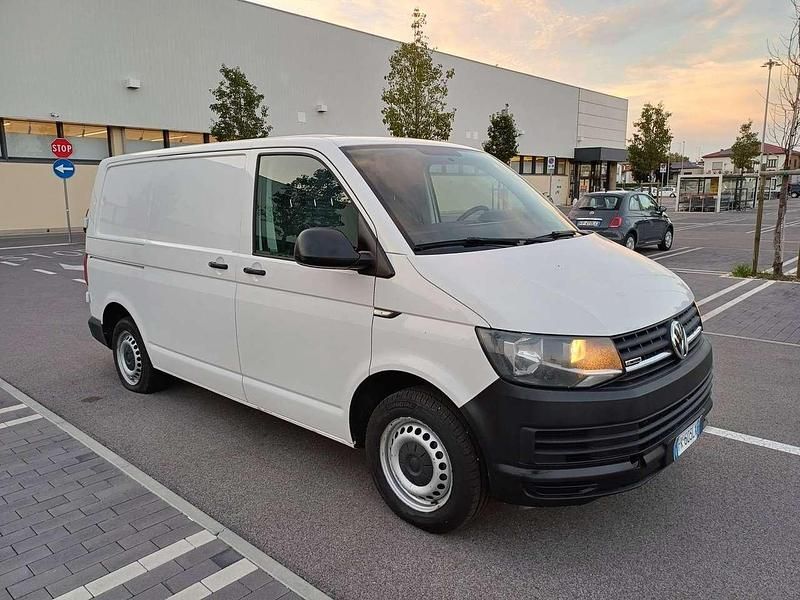 Usado VW Transporter 150 CV (110 kW) 2017 Blanco Van