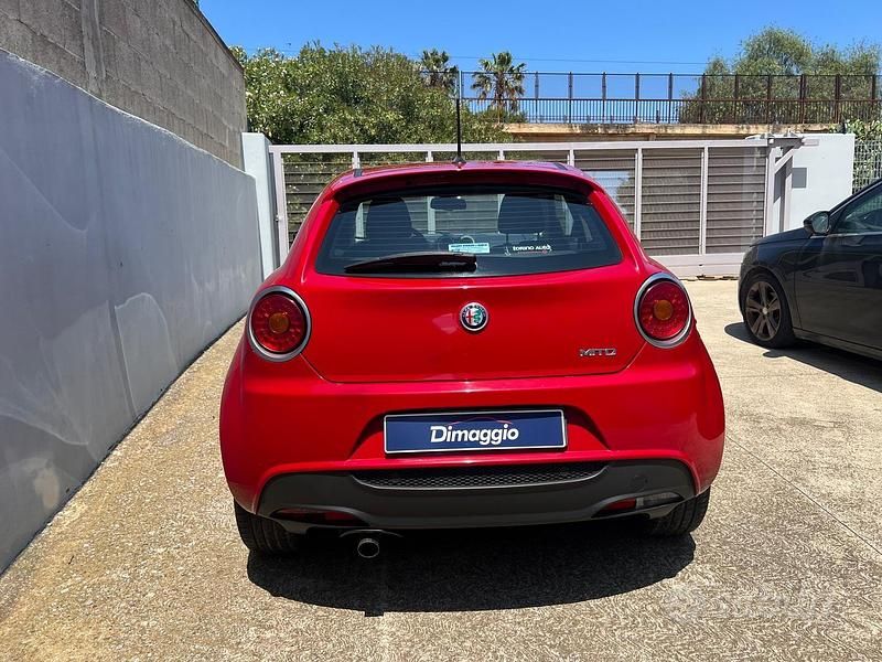 Usata Alfa Romeo MiTo Super 95 CV (69 kW) 2017 Rosso Utilitaria