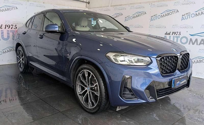Usata BMW X4 M Sport 190 CV (139 kW) 2021 Phytonic blue metallizzato SUV