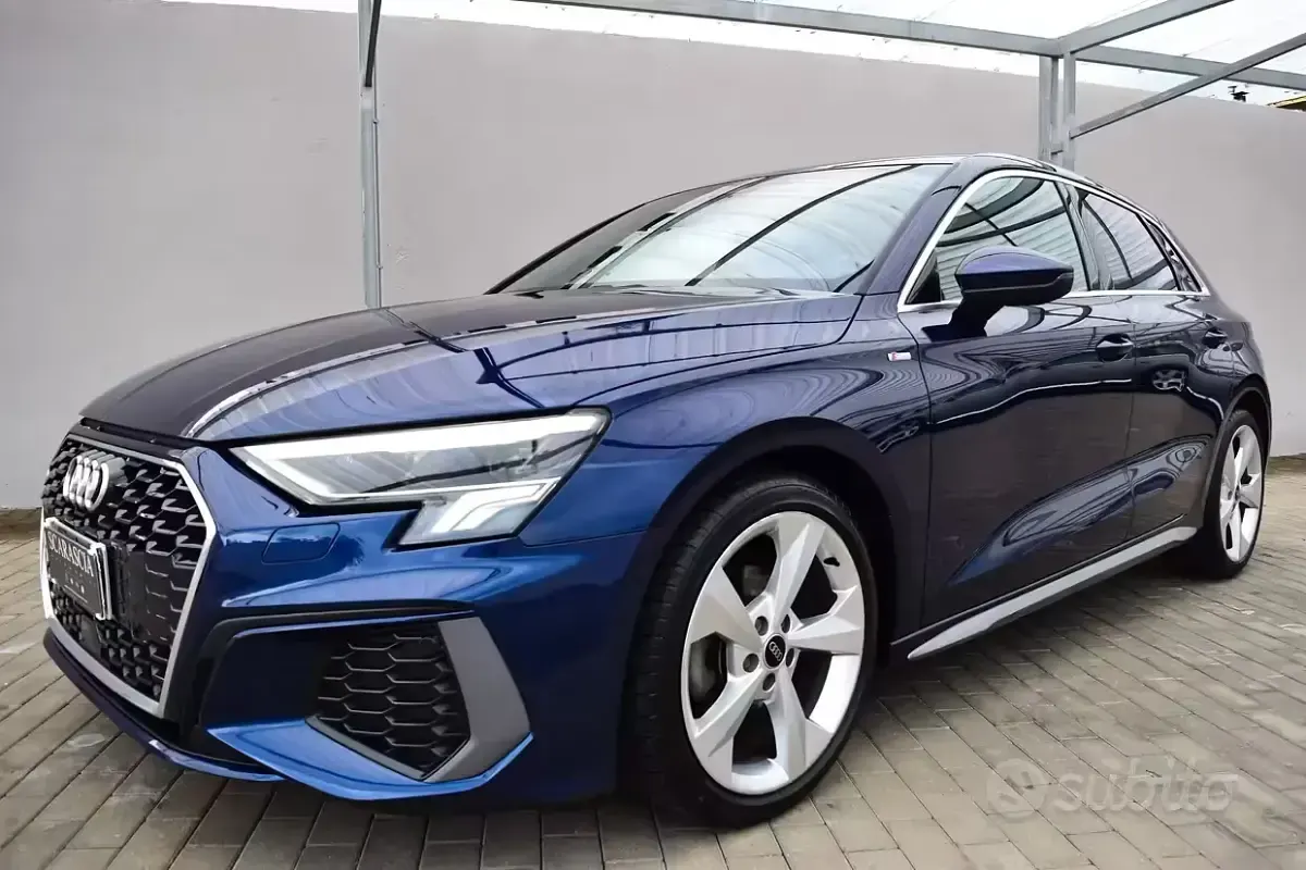 Usata Audi A3 S-Line 116 CV (85 kW) 2024 Blu Berlina