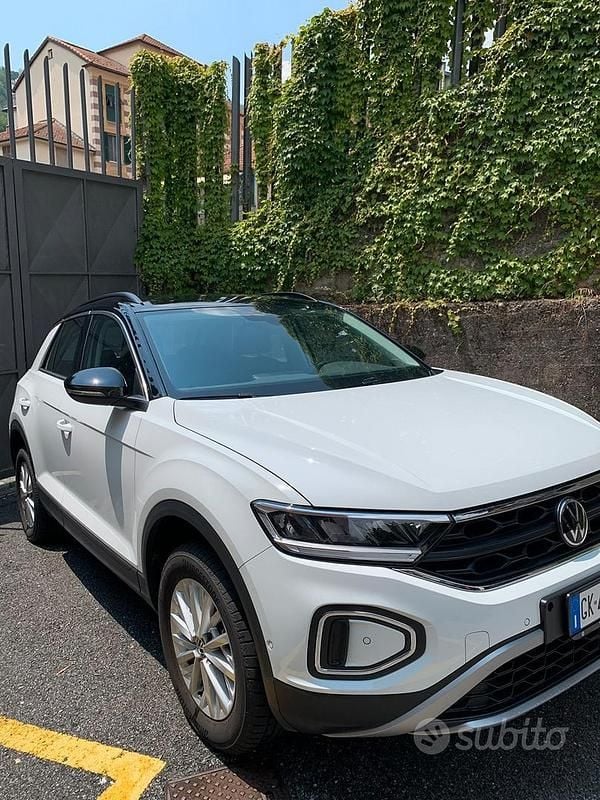 Usata VW T-Roc Style 116 CV (85 kW) 2022 Bianco SUV