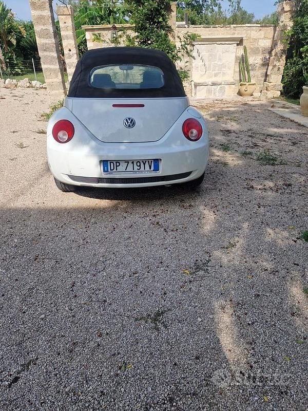 Usata VW Beetle 101 CV (74 kW) 2008 Bianco