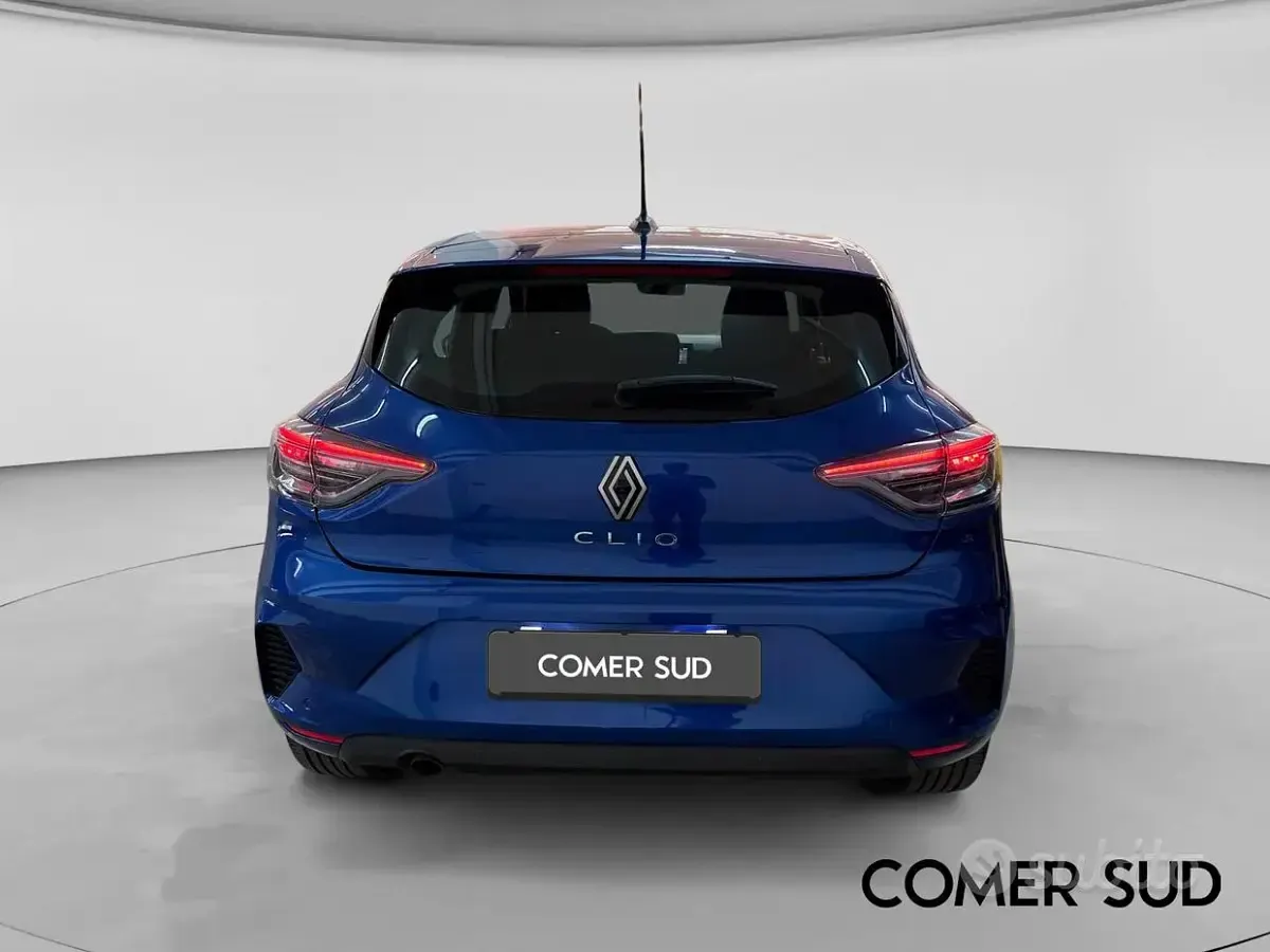 Usata Renault Clio V Evolution 101 CV (74 kW) 2025 Blu Berlina