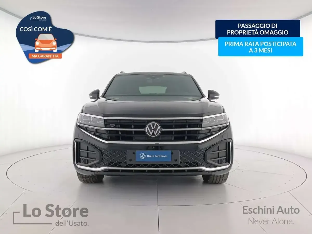 Usata VW Touareg R-line 231 CV (169 kW) 2024 Nero SUV