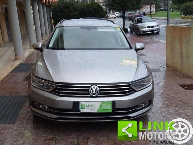 Usata VW Passat 150 CV (110 kW) 2017 Grigio Station wagon